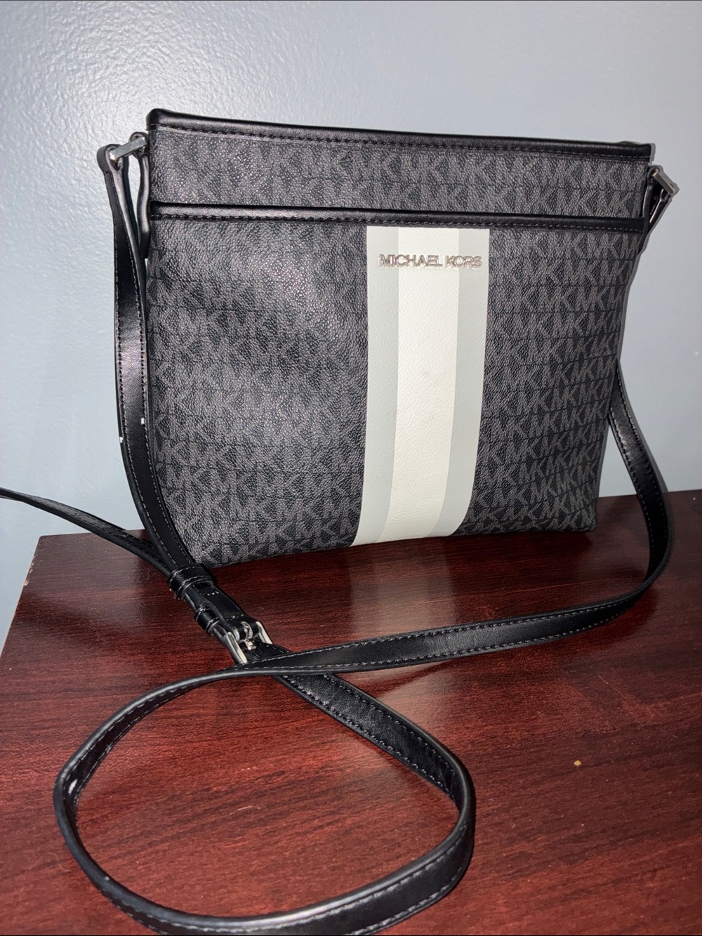 Michael Kors Black Signature Crossbody with White Center Stripe